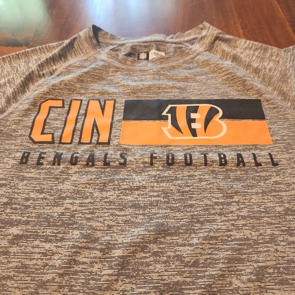 Cincinnati Bengals NFL Football Men's Shirt Size Small - Picture 2 of 7